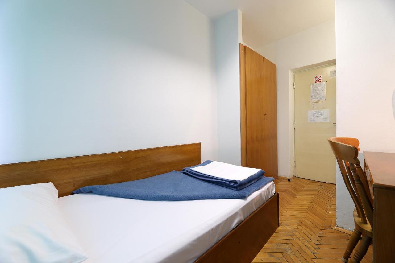 Rijeka Budget Rooms Luaran gambar