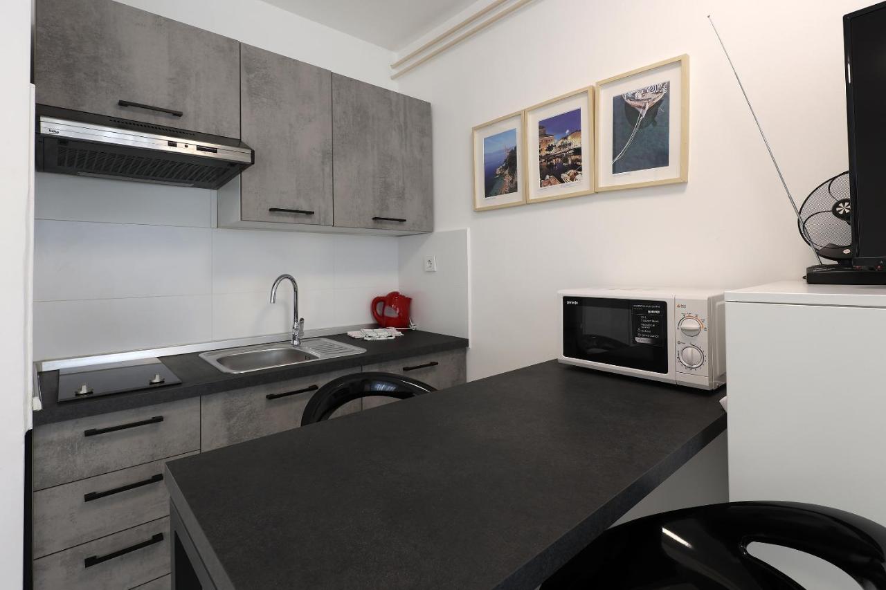 Rijeka Budget Rooms Luaran gambar